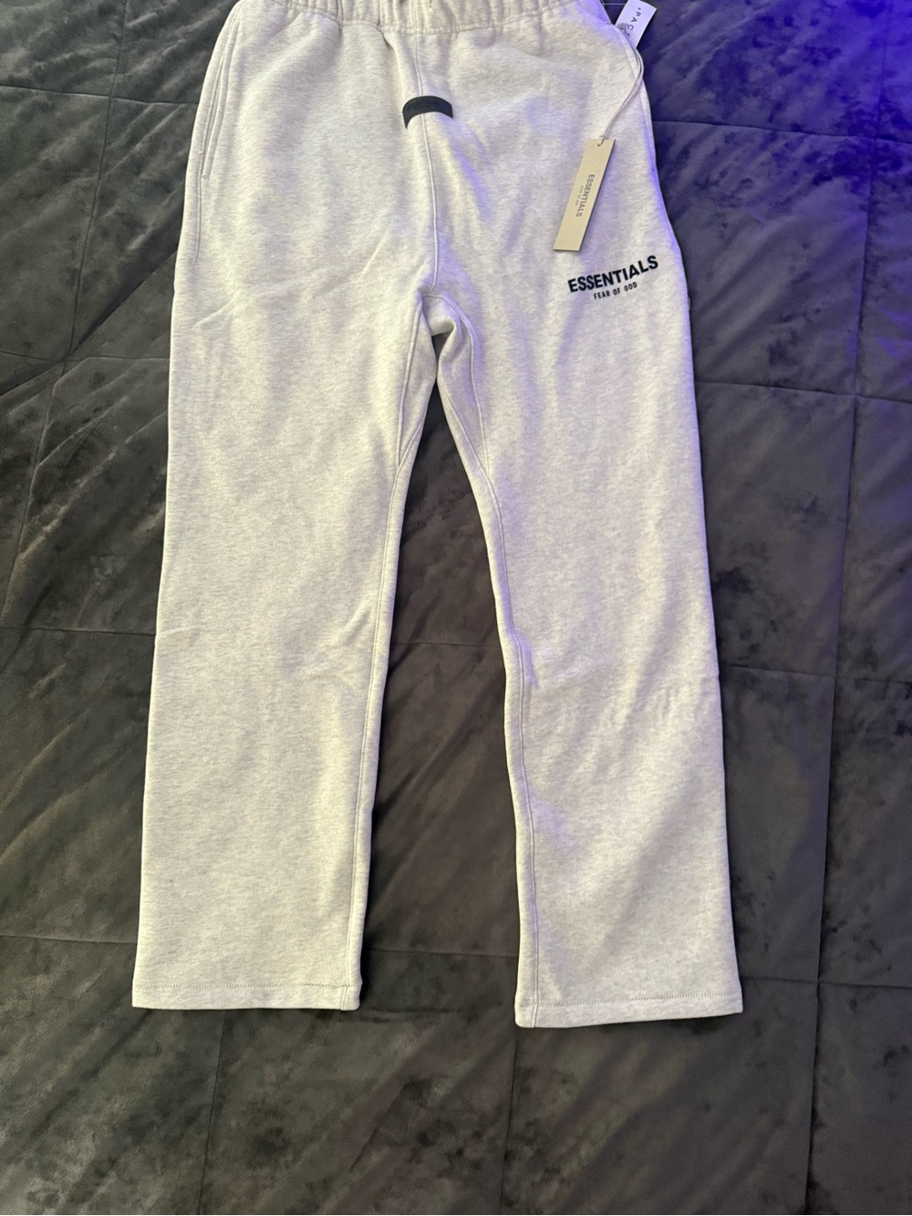 Essencial brand new with tags